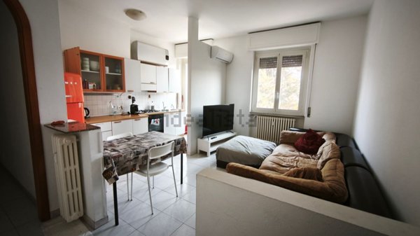 appartamento in vendita a Peschiera Borromeo in zona Canzo