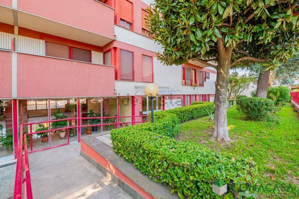 appartamento in vendita a Peschiera Borromeo in zona Bettola