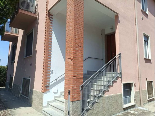 appartamento in vendita a Peschiera Borromeo in zona Canzo