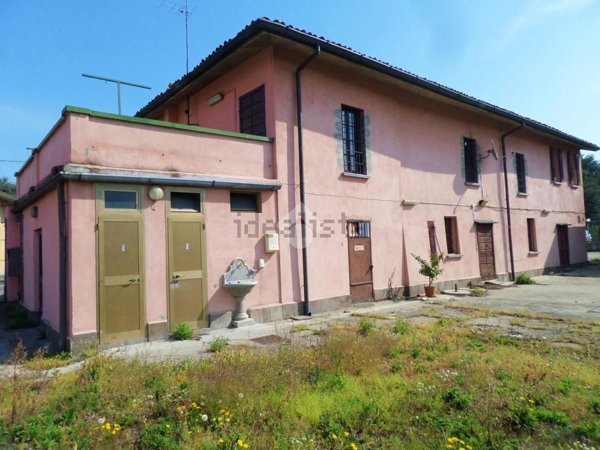 casa indipendente in vendita a Peschiera Borromeo