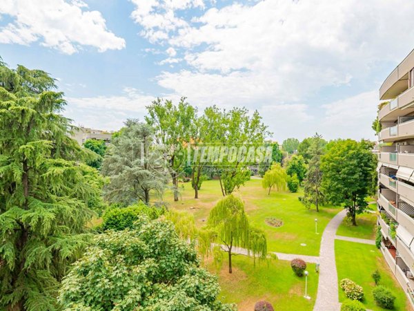 appartamento in vendita a Peschiera Borromeo in zona San Bovio