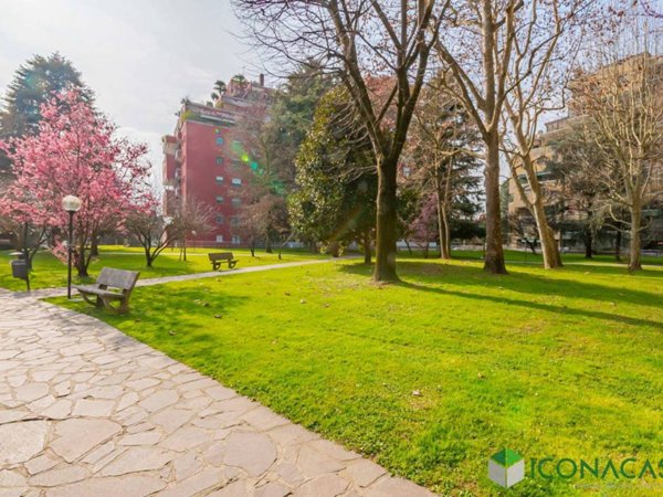 appartamento in vendita a Peschiera Borromeo in zona San Bovio