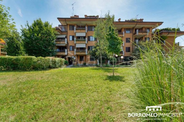 appartamento in vendita a Peschiera Borromeo in zona Linate