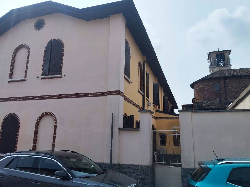 appartamento in vendita a Peschiera Borromeo in zona Linate