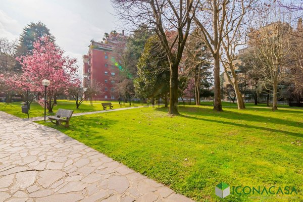 appartamento in vendita a Peschiera Borromeo in zona San Bovio