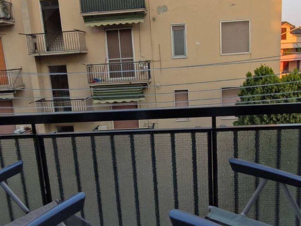 appartamento in vendita a Peschiera Borromeo in zona Bettola