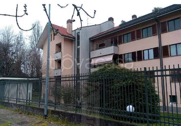 casa indipendente in vendita a Peschiera Borromeo