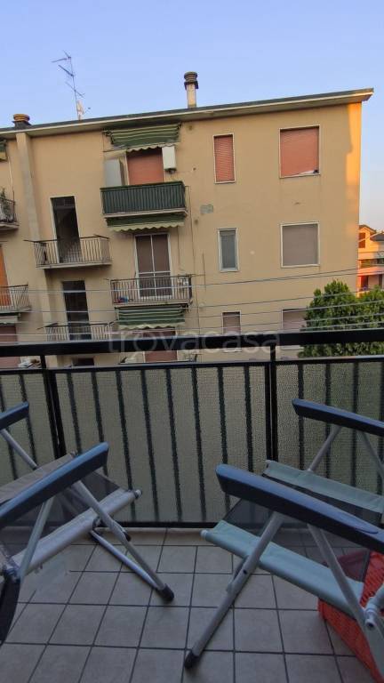 appartamento in vendita a Peschiera Borromeo in zona Bettola