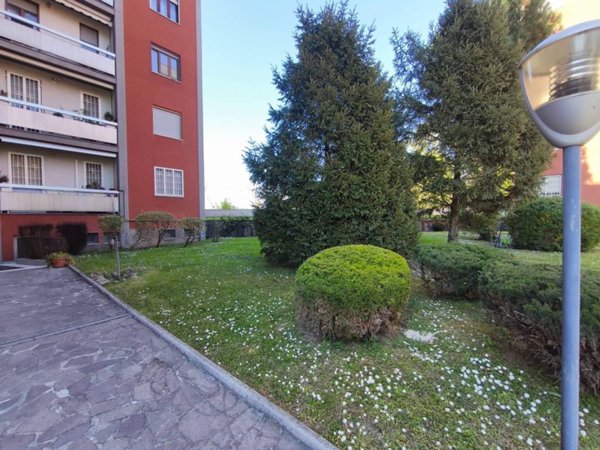 appartamento in vendita a Peschiera Borromeo in zona Bettola
