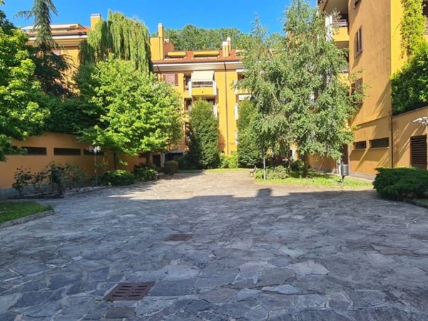 appartamento in vendita a Peschiera Borromeo in zona San Bovio