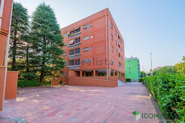 appartamento in vendita a Peschiera Borromeo in zona Bettola