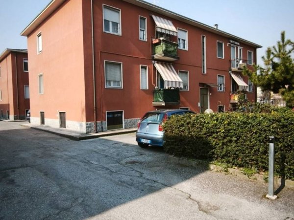 appartamento in vendita a Peschiera Borromeo in zona Canzo