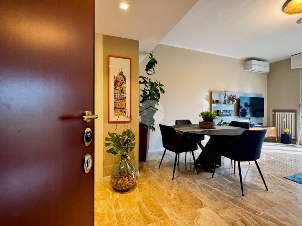 appartamento in vendita a Peschiera Borromeo in zona Bettola