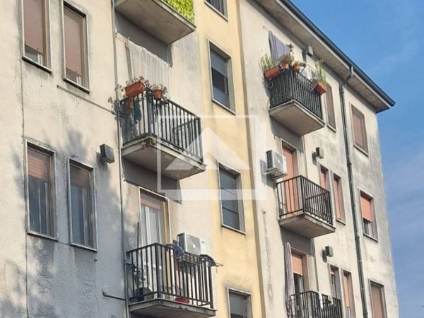 appartamento in vendita a Peschiera Borromeo in zona Bettola