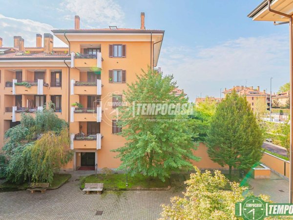 appartamento in vendita a Peschiera Borromeo in zona San Bovio