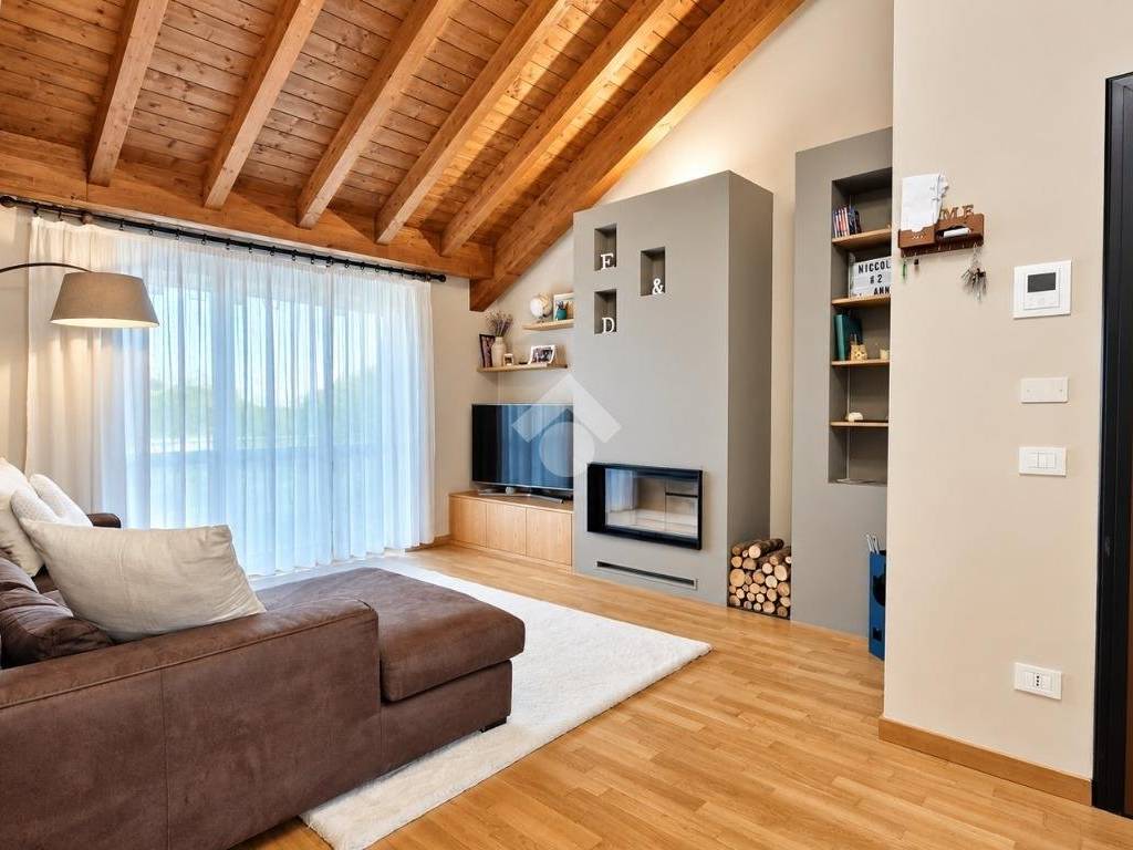 appartamento in vendita a Peschiera Borromeo in zona San Bovio