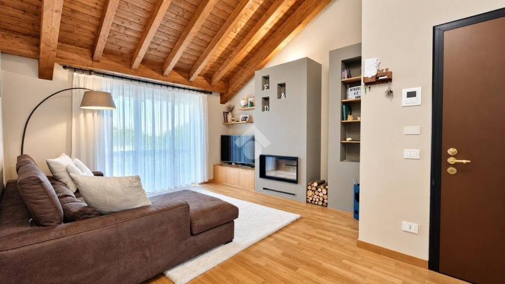 appartamento in vendita a Peschiera Borromeo in zona San Bovio