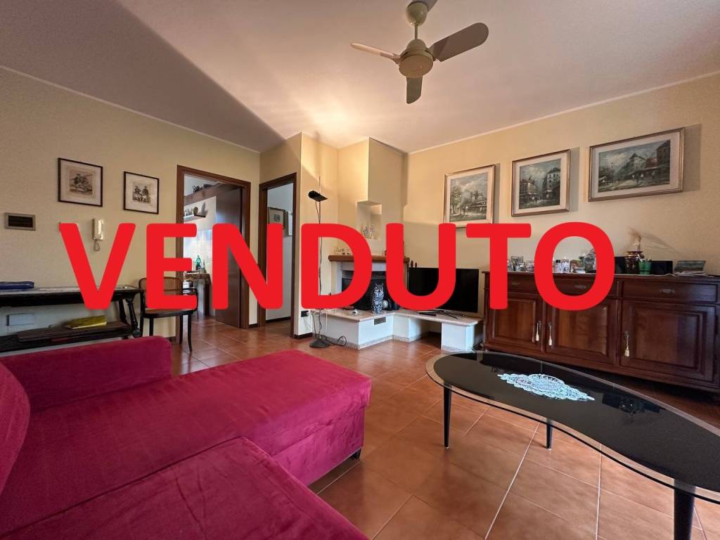 appartamento in vendita a Pessano con Bornago
