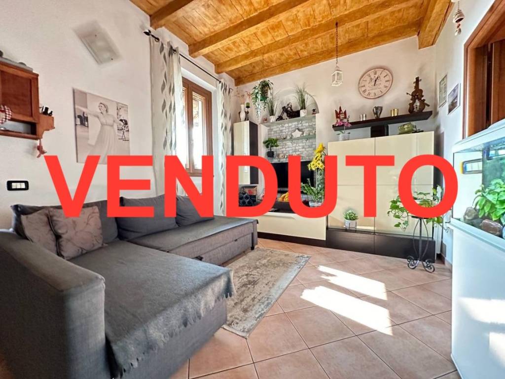 appartamento in vendita a Pessano con Bornago