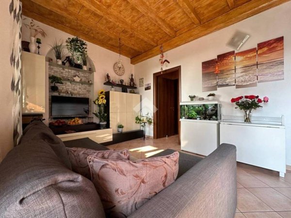 appartamento in vendita a Pessano con Bornago