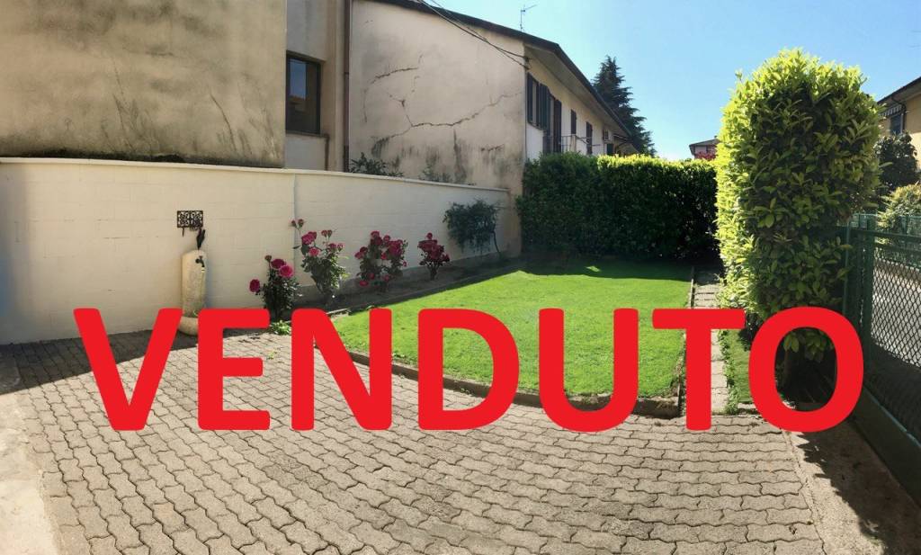 appartamento in vendita a Pessano con Bornago