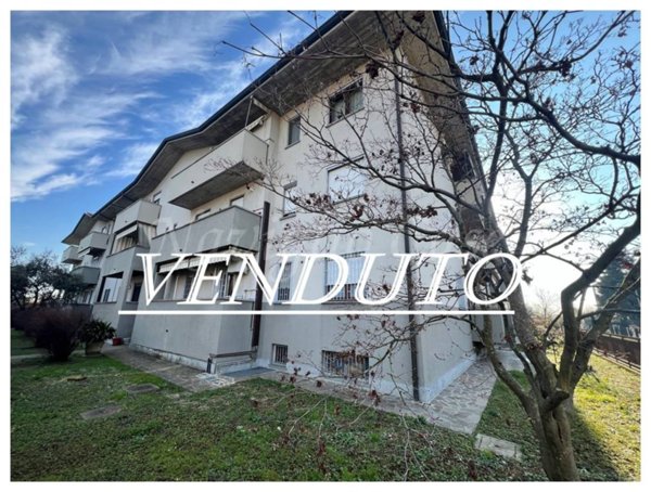 appartamento in vendita a Pessano con Bornago