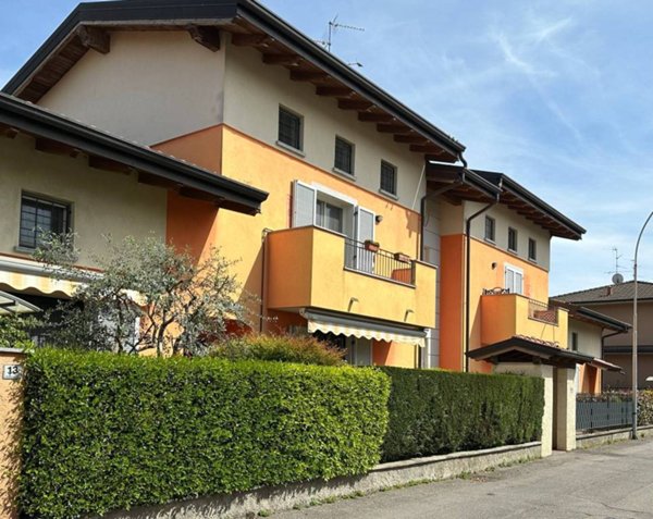 appartamento in vendita a Pessano con Bornago