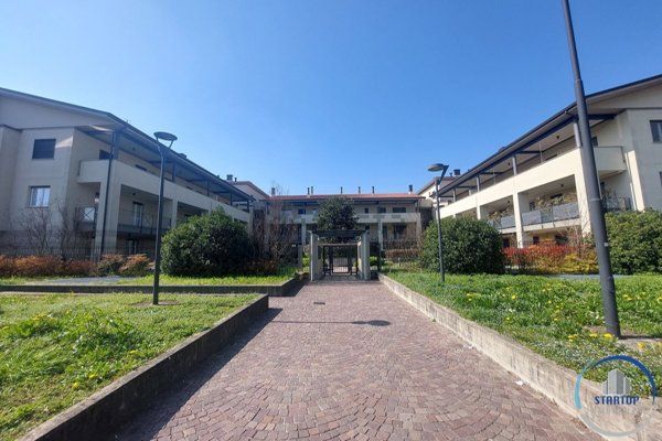 appartamento in vendita a Pessano con Bornago