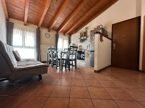 appartamento in vendita a Pessano con Bornago