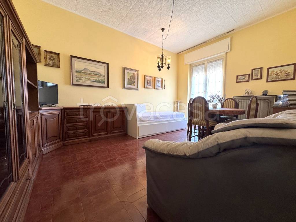 appartamento in vendita a Pessano con Bornago