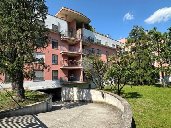 appartamento in vendita a Pessano con Bornago
