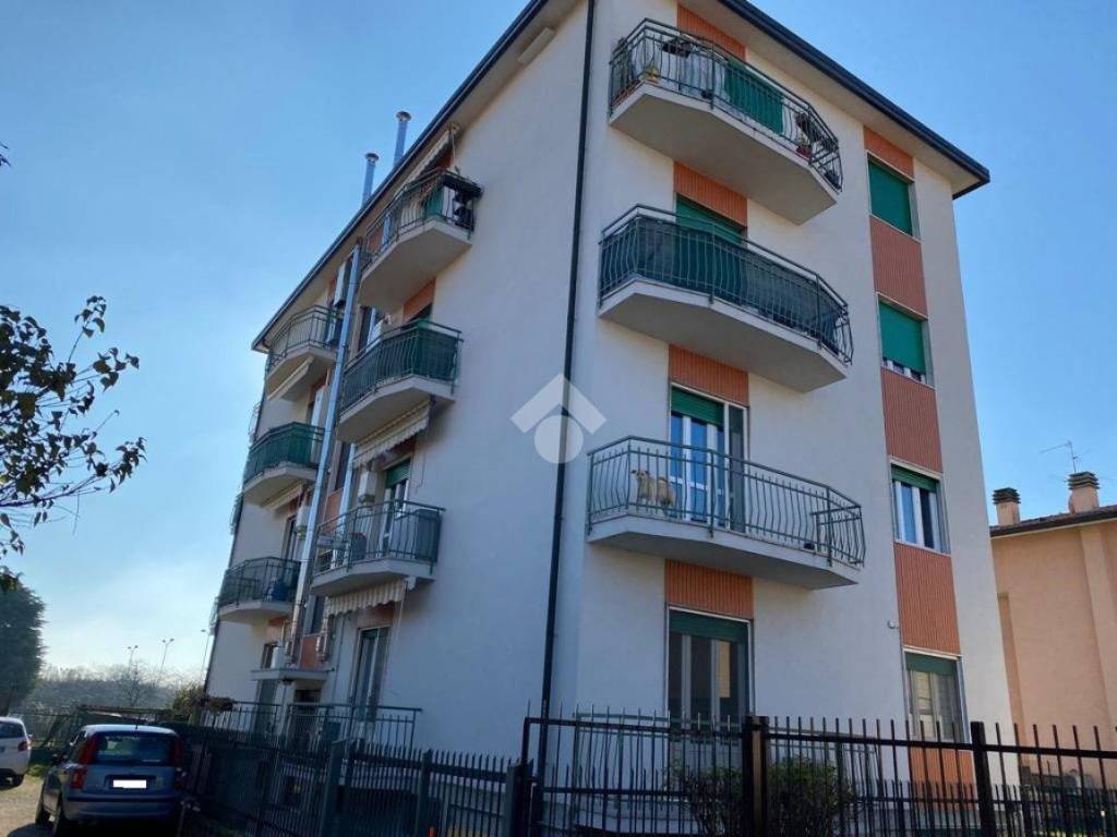 appartamento in vendita a Pessano con Bornago