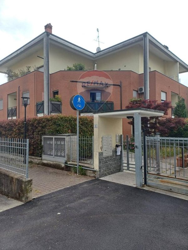 locale di sgombero in vendita a Pessano con Bornago