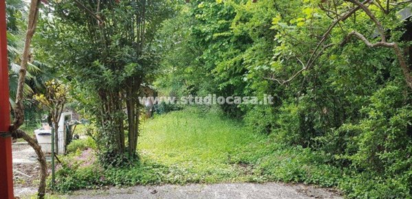 casa indipendente in vendita a Pessano con Bornago