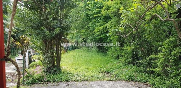 casa indipendente in vendita a Pessano con Bornago