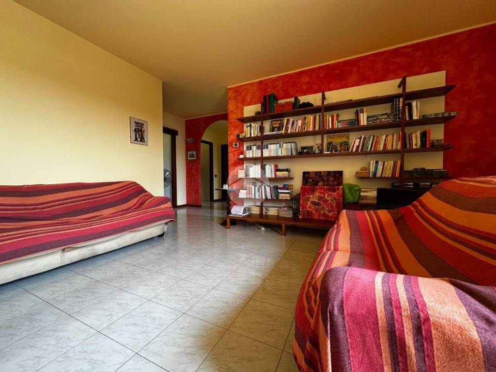 appartamento in vendita a Pessano con Bornago