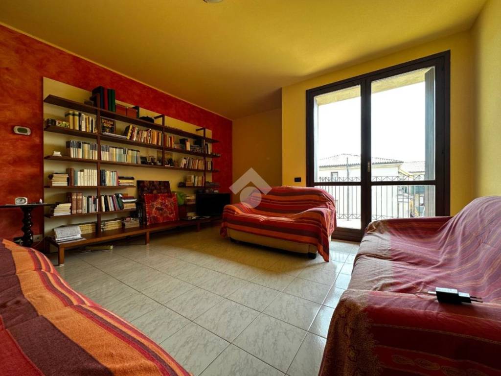 appartamento in vendita a Pessano con Bornago