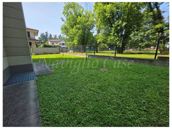 appartamento in vendita a Pessano con Bornago