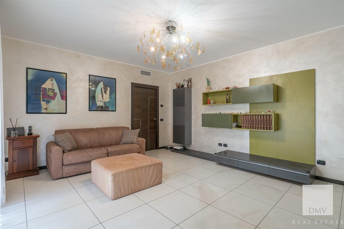 appartamento in vendita a Pessano con Bornago