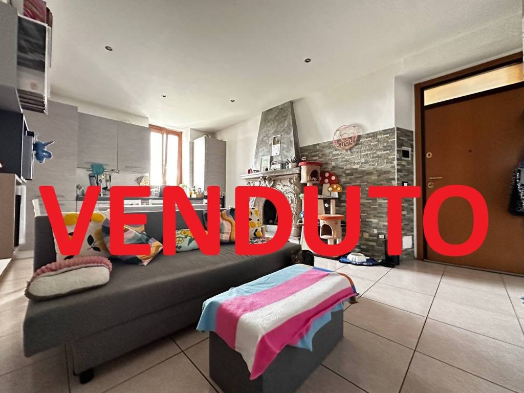 appartamento in vendita a Pessano con Bornago
