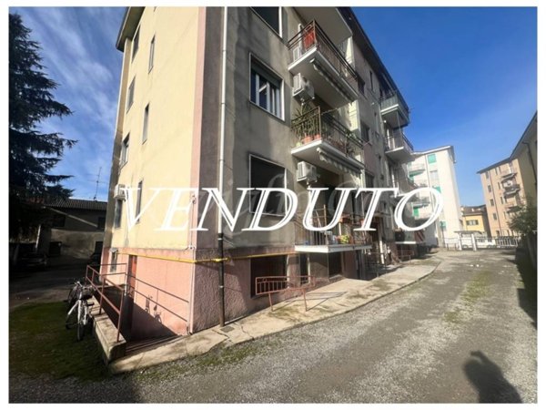 appartamento in vendita a Pessano con Bornago