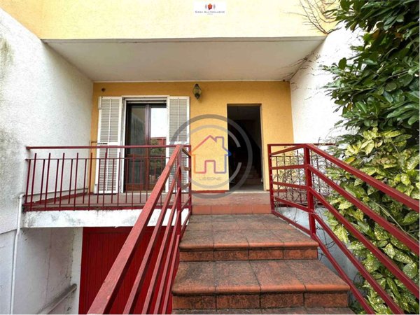 casa indipendente in vendita a Pessano con Bornago