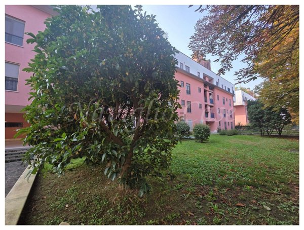 appartamento in vendita a Pessano con Bornago