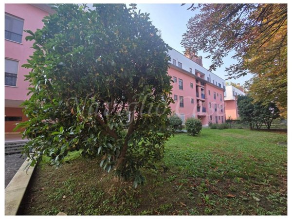 appartamento in vendita a Pessano con Bornago