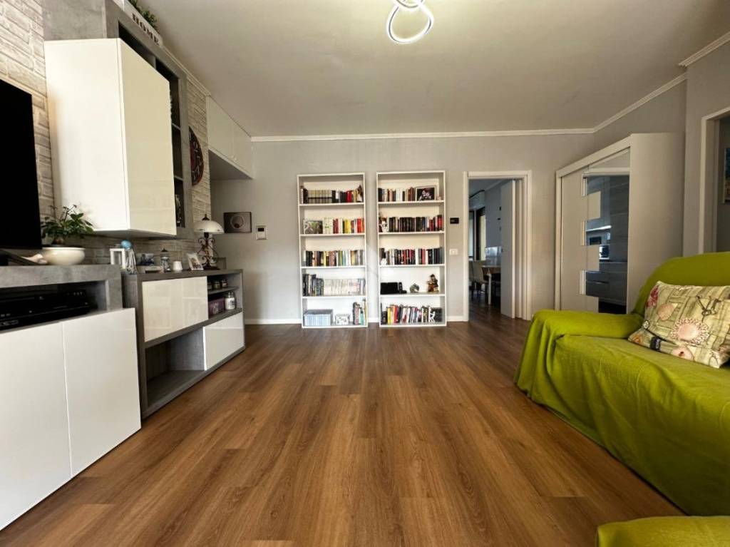 appartamento in vendita a Pessano con Bornago