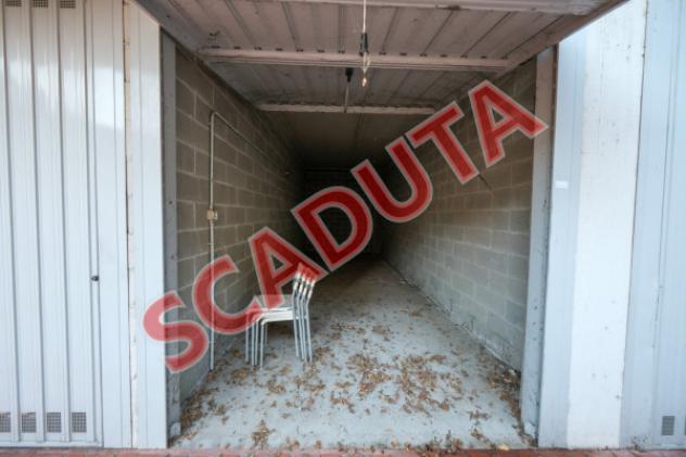 locale commerciale in vendita a Pessano con Bornago