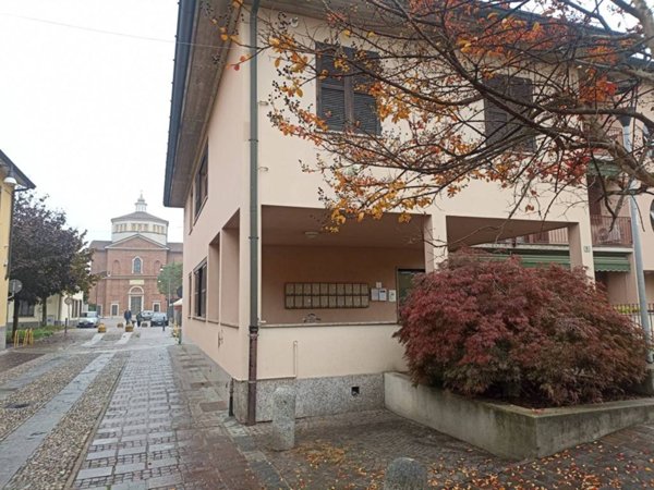 appartamento in vendita a Pessano con Bornago
