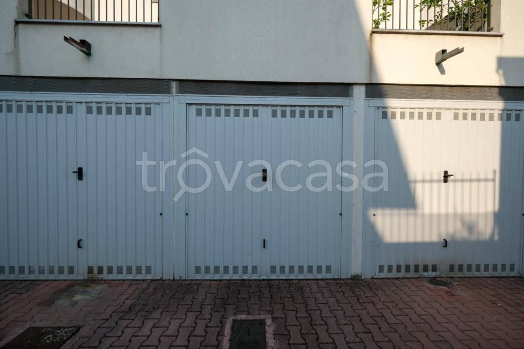 monolocale in vendita a Pessano con Bornago