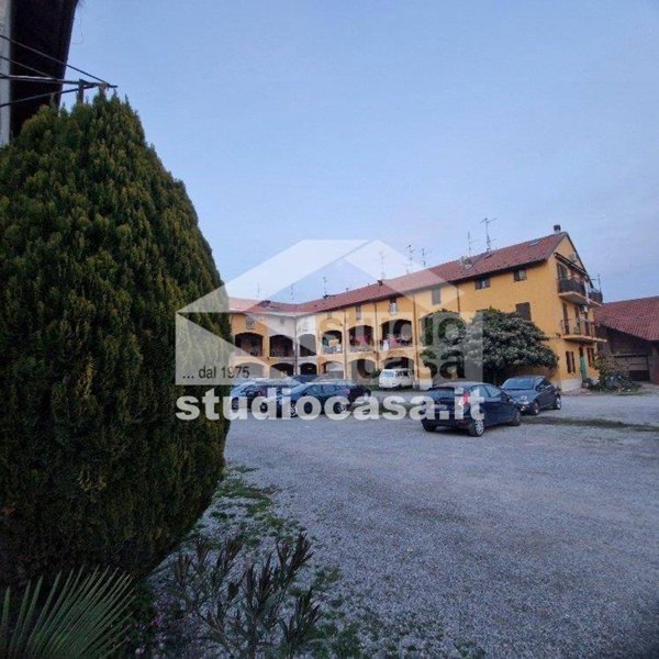 appartamento in vendita a Pessano con Bornago