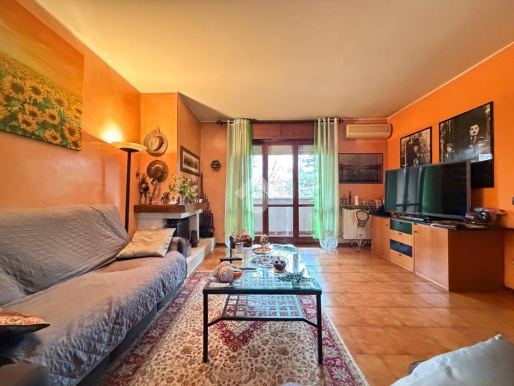 appartamento in vendita a Pessano con Bornago